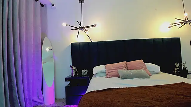 Snapshot of nattashaa7 chatting on 02-19-25, 11:38 nattashaa7 online show from 02-19-25, 11:38