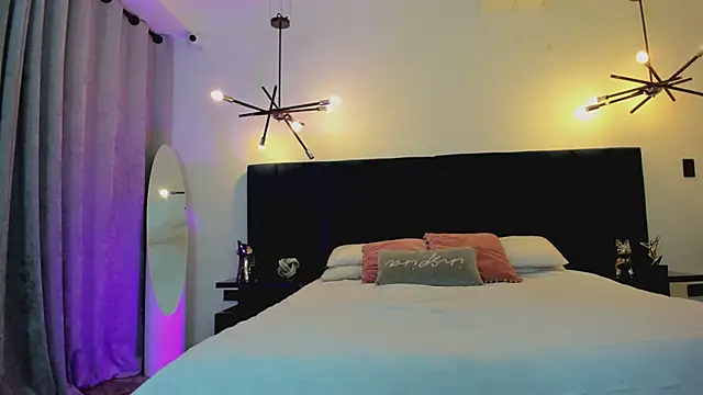 Snapshot of nattashaa7 chatting on 02-21-25, 11:33 nattashaa7 online show from 02-21-25, 11:33