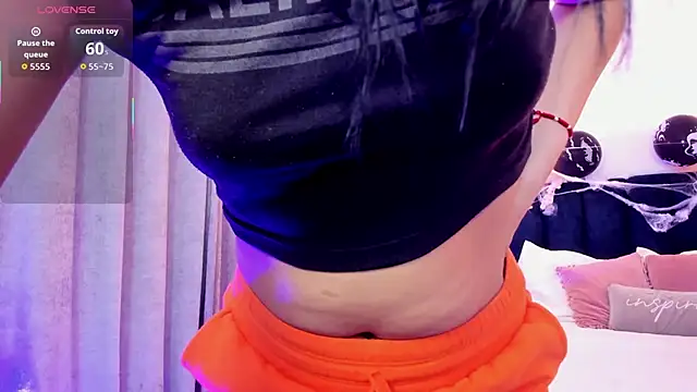 Snapshot of nattashaa7 chatting on 11-02-25, 11:45 nattashaa7 online show from 11-02-25, 11:45