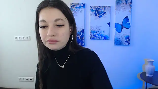 Snapshot of Eva_Eldis chatting on 02-10-25, 01:01 Eva Eldis online show from 02-10-25, 01:01