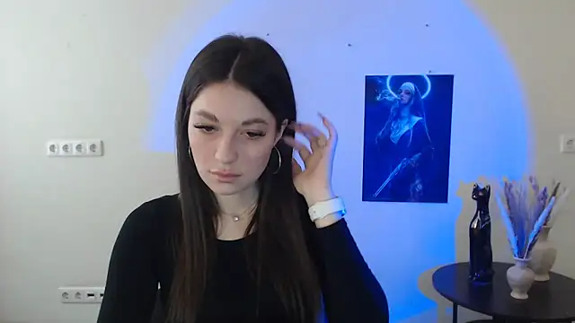 Snapshot of Eva_Eldis chatting on 02-18-25, 01:22 Eva Eldis online show from 02-18-25, 01:22