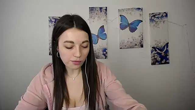 Eva Eldis online show from 04-25-26, 01:41