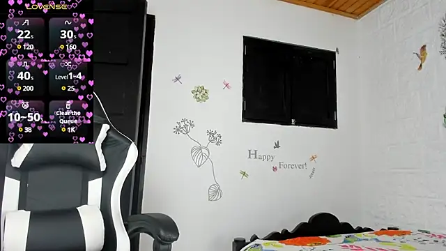 alisson hoffman05 online show from 02-17-25, 12:05