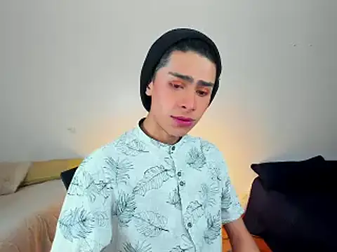 steve  gray online show from 02-07-25, 02:04