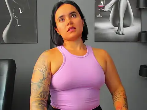 karlyjons12 online show from 05-25-26, 05:52
