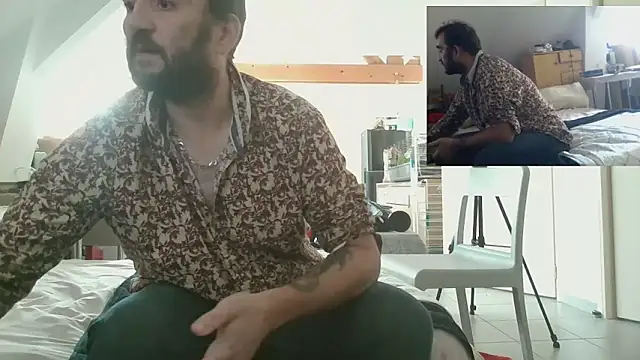 Snapshot of Mastersanges chatting on 09-11-25, 01:11 Mastersanges online show from 09-11-25, 01:11