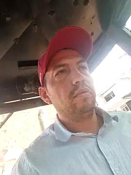 reyarturs13 online show from 02-10-25, 03:42