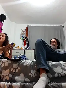 jeans and emma online show from 11-19-25, 02:22