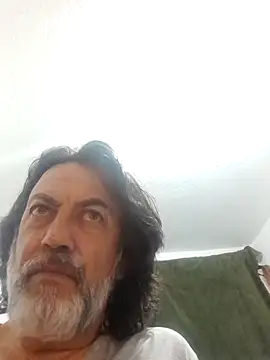 jeans and emma online show from 12-14-25, 07:25