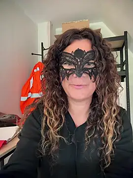 Loveblackzilla online show from 03-12-26, 12:22