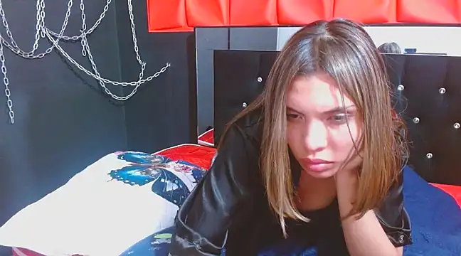 Snapshot of VioletDivala chatting on 02-08-25, 08:42 VioletDivala online show from 02-08-25, 08:42