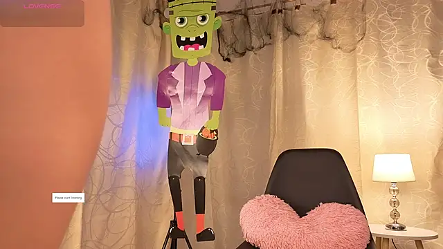 sophia dumont online show from 10-30-25, 01:51