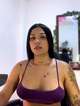 Snapshot of tinalove7 chatting on 10-08-25, 07:55 tinalove7 online show from 10-08-25, 07:55