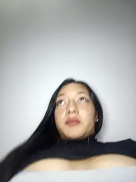 CuteHarper online show from 03-18-25, 01:32