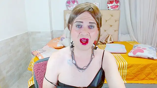 Snapshot of Dolldirtyxxx chatting on 05-03-26, 05:19 Dolldirtyxxx online show from 05-03-26, 05:19