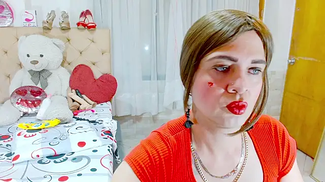Snapshot of Dolldirtyxxx chatting on 05-22-26, 05:36 Dolldirtyxxx online show from 05-22-26, 05:36