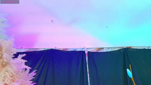 meganwolf 1 online show from 10-17-25, 09:28