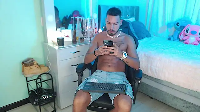 Chrissken online show from 03-22-25, 01:54