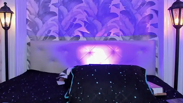 Snapshot of Sami_Evanns chatting on 11-25-25, 03:17 Sami Evanns online show from 11-25-25, 03:17