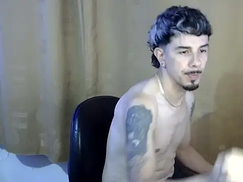 venusfranco 94 online show from 04-20-26, 05:54