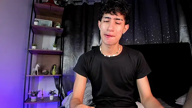 NovaaWheler online show from 11-10-25, 07:57