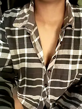 Snapshot of sufiya-ji chatting on 02-24-25, 05:20 sufiya-ji online show from 02-24-25, 05:20