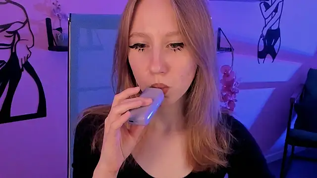 DariaTate online show from 09-18-25, 02:30