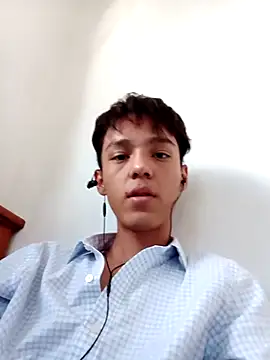 Snapshot of ChavoOT chatting on 02-26-25, 10:20 ChavoOT online show from 02-26-25, 10:20