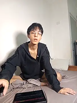 Snapshot of ChavoOT chatting on 12-01-25, 10:26 ChavoOT online show from 12-01-25, 10:26