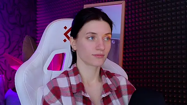 roxy riot  online show from 03-16-25, 12:11