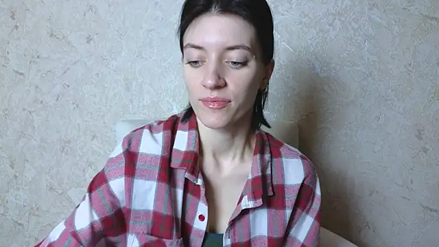 roxy riot  online show from 03-18-25, 01:32