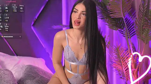 Snapshot of LilaRoses chatting on 02-28-25, 04:43 LilaRoses online show from 02-28-25, 04:43