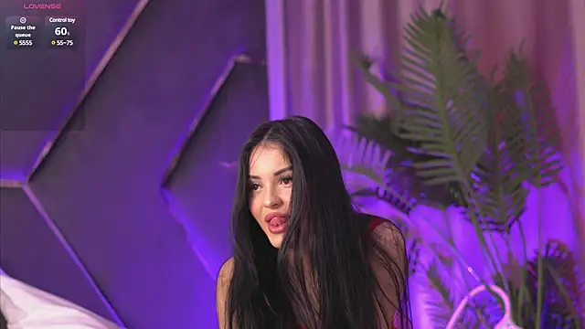 Snapshot of LilaRoses chatting on 03-23-25, 05:00 LilaRoses online show from 03-23-25, 05:00