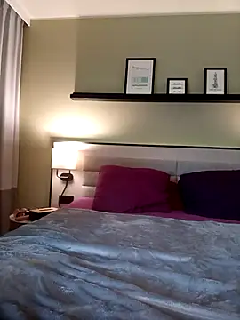 LunaSoleil9 online show from 01-19-26, 12:20