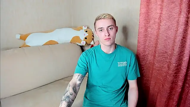 crazybottom99 online show from 03-03-25, 06:12