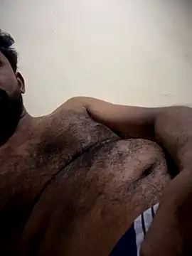 Snapshot of Rishwithr chatting on 09-11-25, 04:07 Rishwithr online show from 09-11-25, 04:07