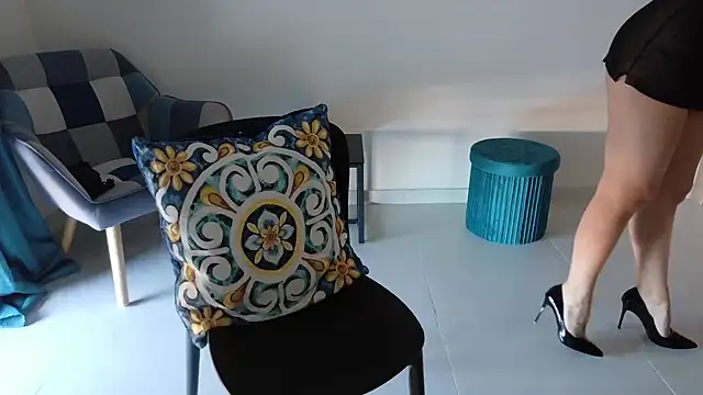 bambolina sexy1985 online show from 04-06-26, 08:59