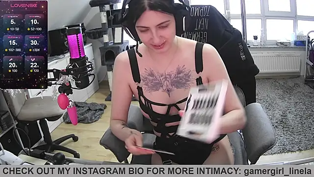 Snapshot of Gamergirl-Linela chatting on 04-29-26, 05:06 Gamergirl-Linela online show from 04-29-26, 05:06
