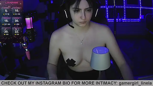 Snapshot of Gamergirl-Linela chatting on 05-27-26, 01:57 Gamergirl-Linela online show from 05-27-26, 01:57