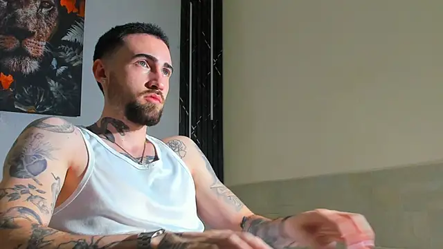 Luke davis01 online show from 03-01-25, 01:07