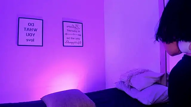 Morgan Wright online show from 04-28-26, 08:03