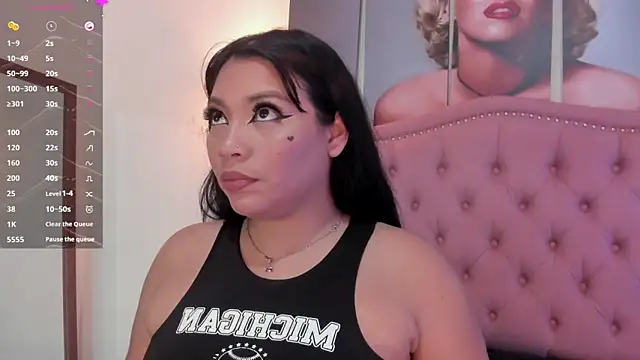 Sophia Brunett online show from 02-21-25, 03:23