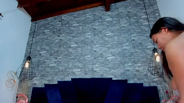 Sophia Brunett online show from 03-25-26, 11:49