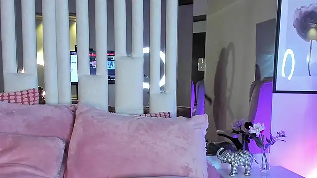 Cloee Rainbow1 online show from 03-17-26, 12:08