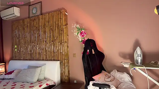 KannaFlirt online show from 10-20-25, 09:32