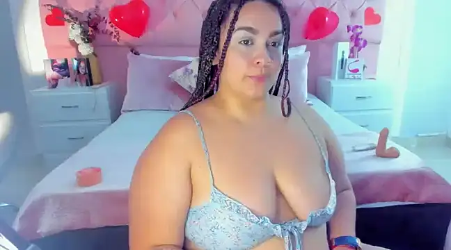 KourtneyEvans online show from 02-17-25, 07:21