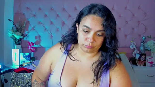 KourtneyEvans online show from 11-11-25, 05:02