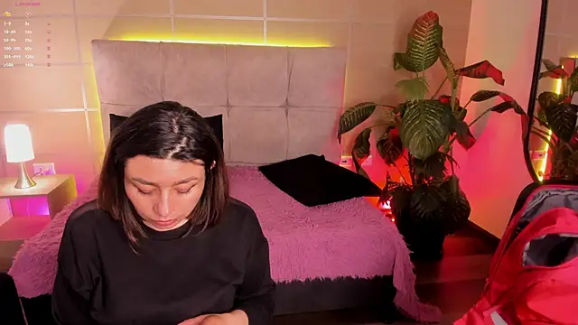  michonne  online show from 04-23-26, 10:58