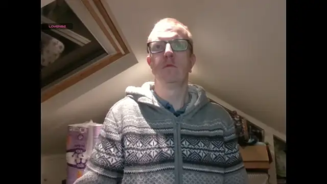 Snapshot of AdmiredThirty chatting on 02-15-25, 09:37 AdmiredThirty online show from 02-15-25, 09:37