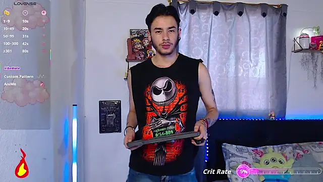 Snapshot of kyle_clint07 chatting on 05-05-26, 07:44 kyle clint07 online show from 05-05-26, 07:44